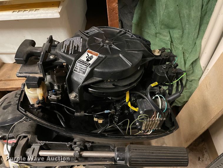 image for item HS9511 2004 Mercury  outboard engine