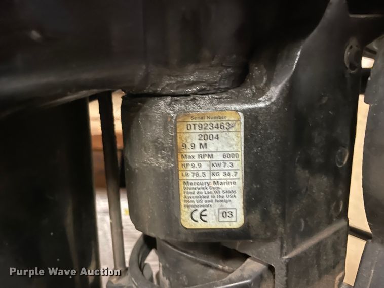 image for item HS9511 2004 Mercury  outboard engine