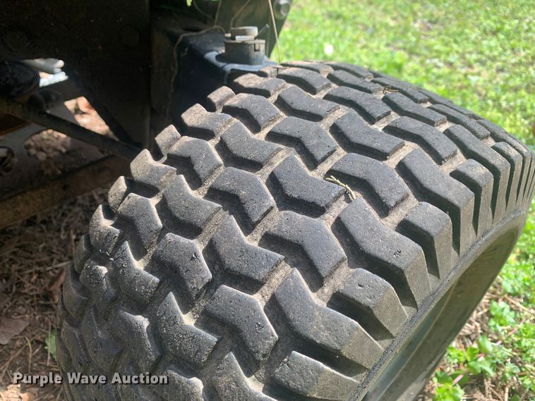 image for item LI9141 1998 Murray 42590X92A  lawn mower