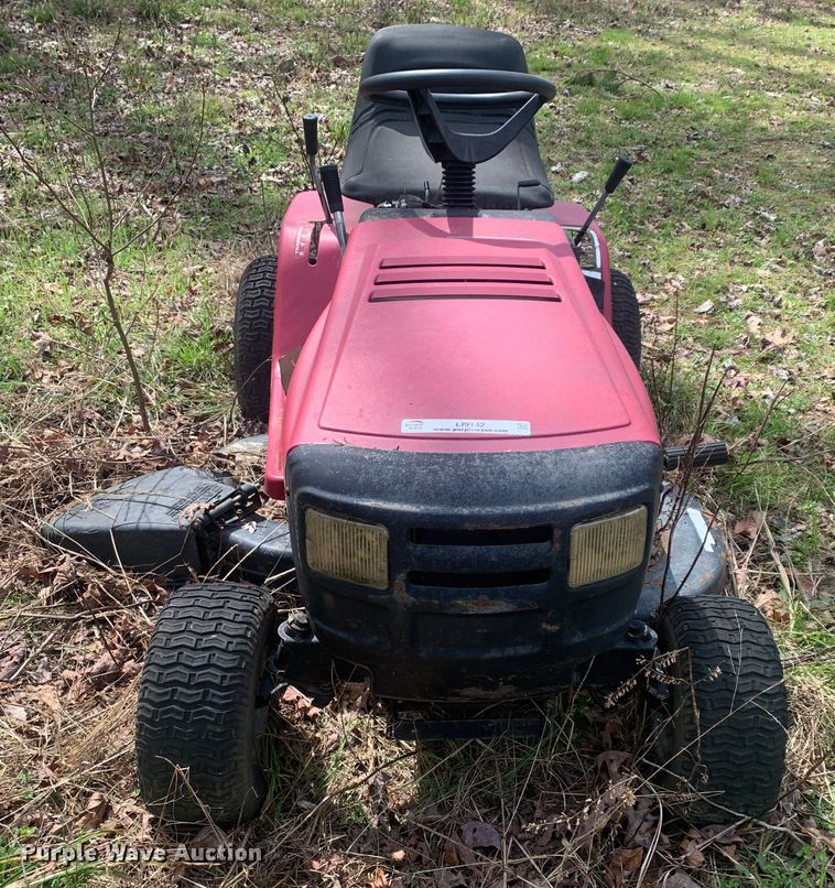 image for item LI9142 1999 Murray 40504X92A  lawn mower