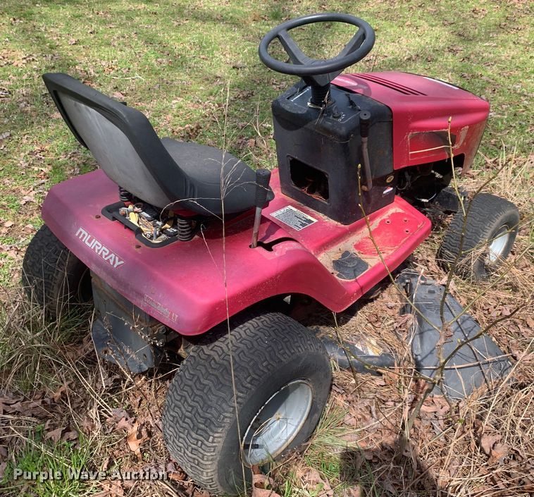 image for item LI9142 1999 Murray 40504X92A  lawn mower