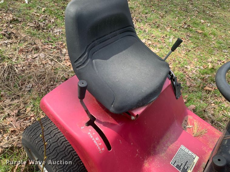 image for item LI9142 1999 Murray 40504X92A  lawn mower