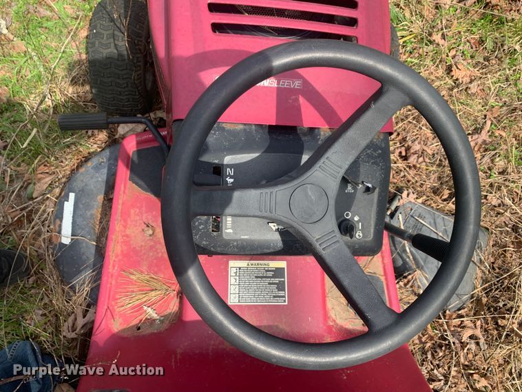 image for item LI9142 1999 Murray 40504X92A  lawn mower