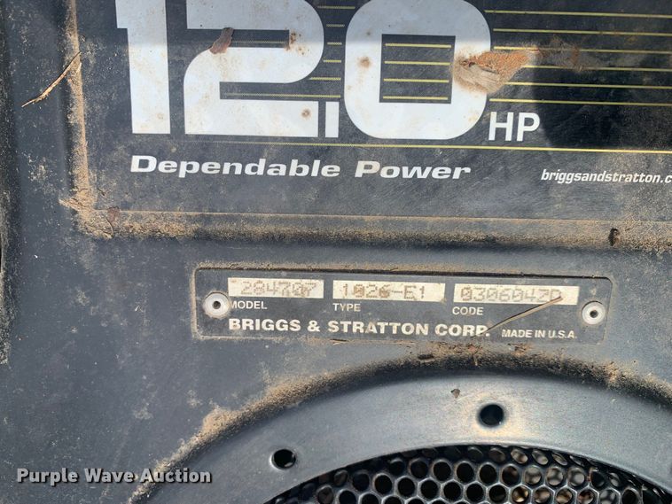 image for item LI9142 1999 Murray 40504X92A  lawn mower