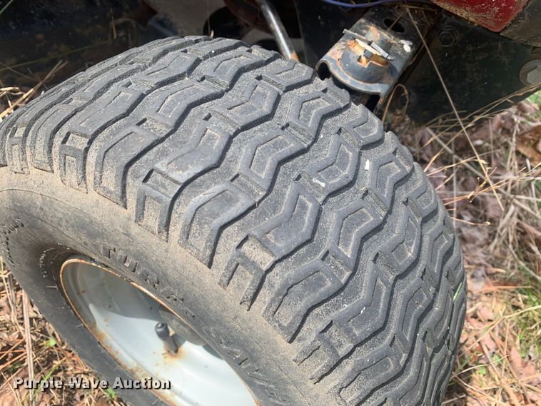 image for item LI9142 1999 Murray 40504X92A  lawn mower