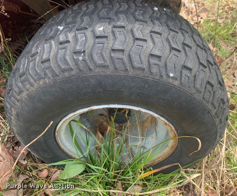 image for item LI9142 1999 Murray 40504X92A  lawn mower