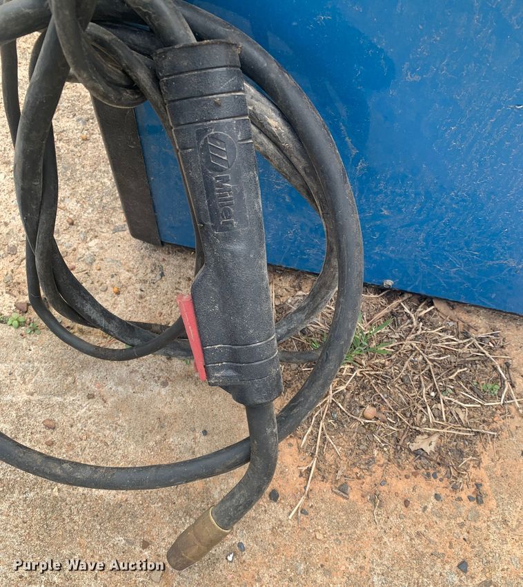 image for item LI9145 Miller Millermatic 135  welder