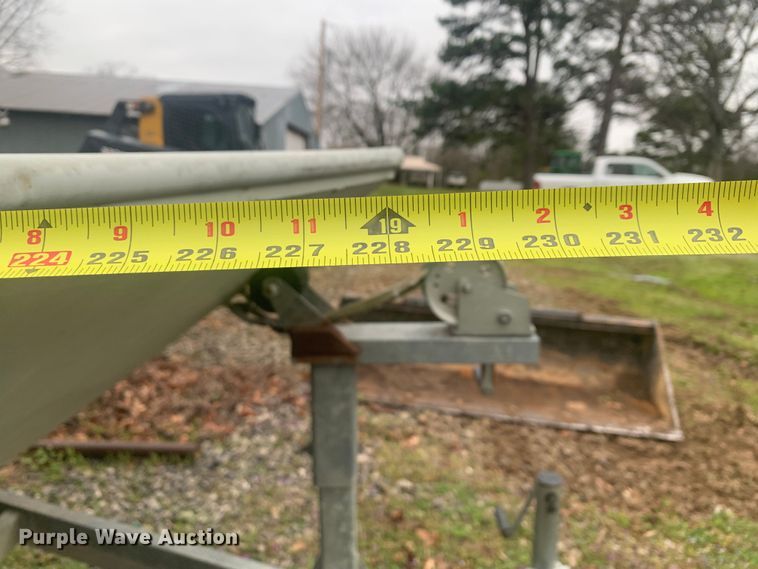 image for item LI9151 1997 Roughneck 1960M  boat