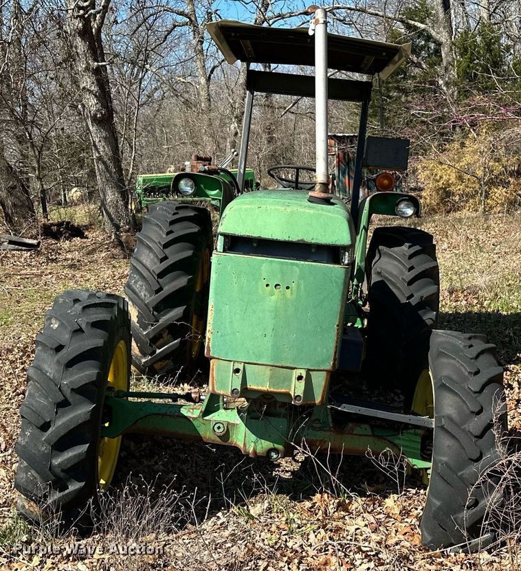 image for item LR9559 1990 John Deere 2755  MFWD tractor