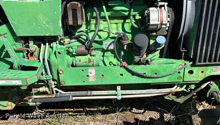 image for item LR9559 1990 John Deere 2755  MFWD tractor