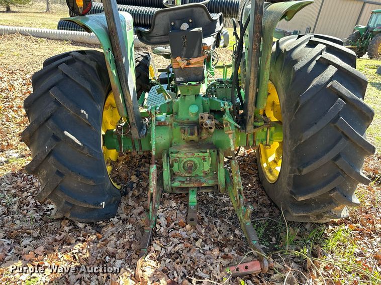 image for item LR9559 1990 John Deere 2755  MFWD tractor