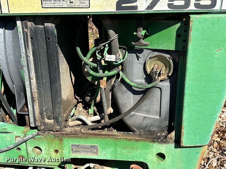 image for item LR9559 1990 John Deere 2755  MFWD tractor
