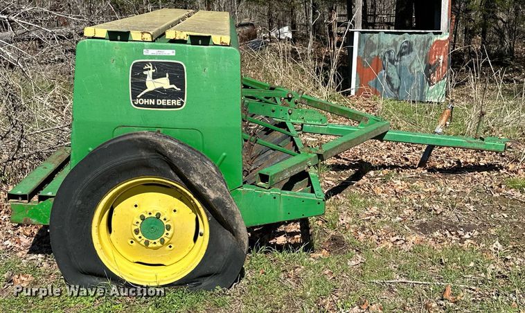 image for item LR9561 John Deere 8300  grain drill