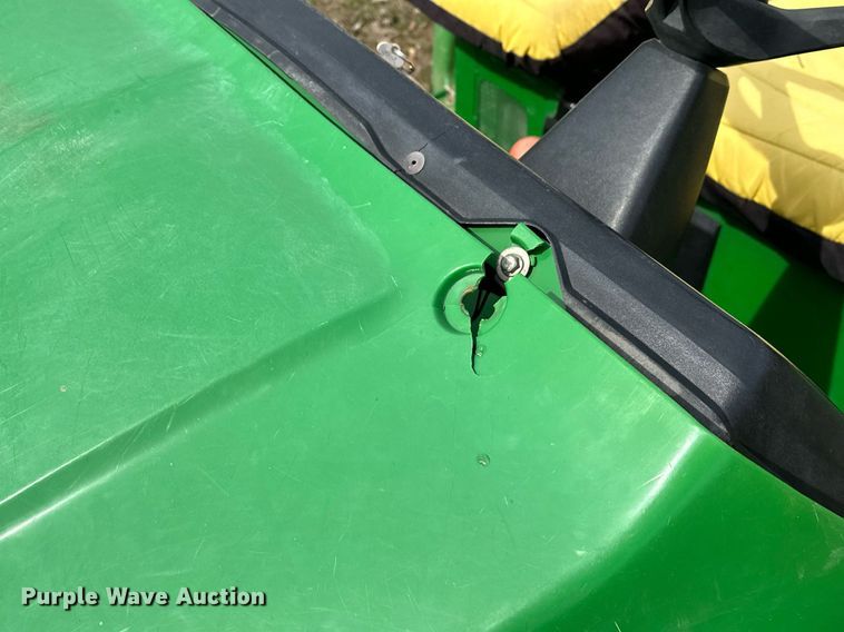 image for item LR9567 2002 John Deere 6X4 Gator  utility vehicle