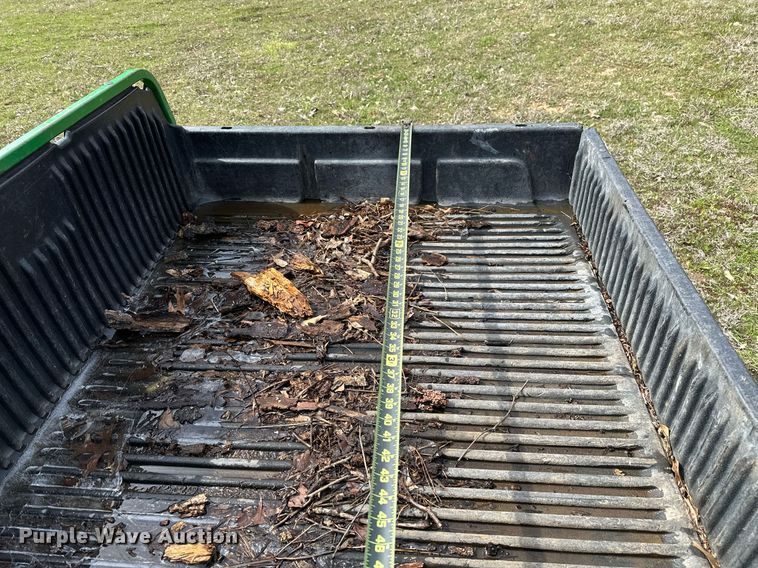 image for item LR9567 2002 John Deere 6X4 Gator  utility vehicle