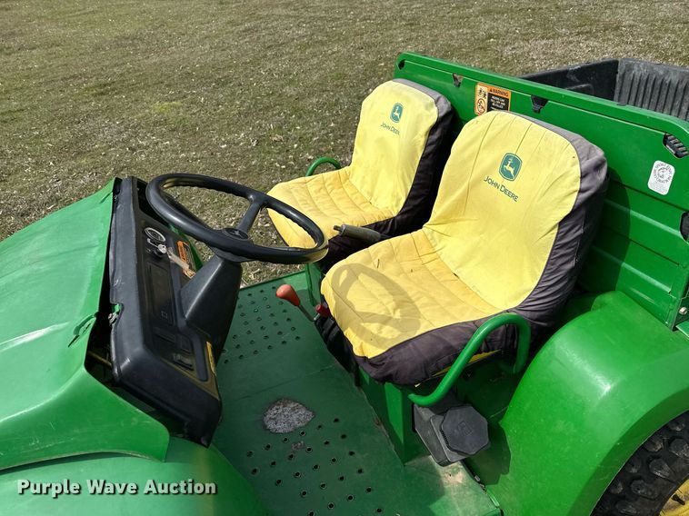 image for item LR9567 2002 John Deere 6X4 Gator  utility vehicle