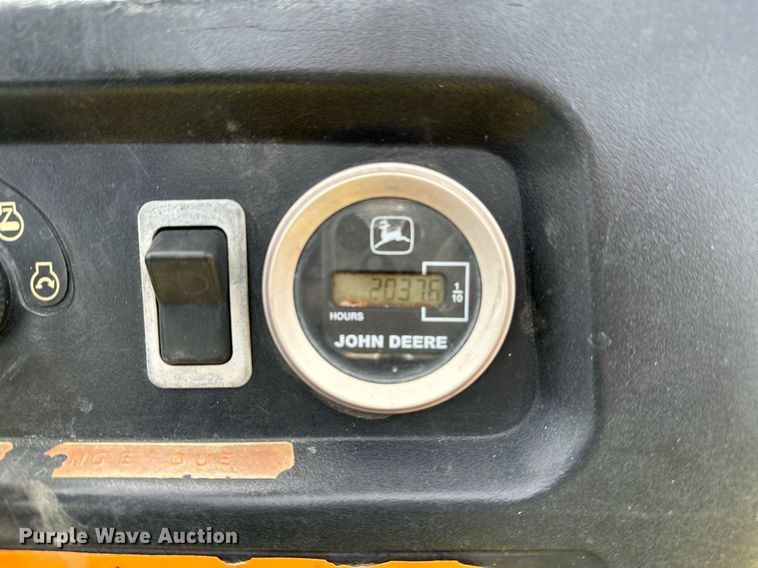 image for item LR9567 2002 John Deere 6X4 Gator  utility vehicle