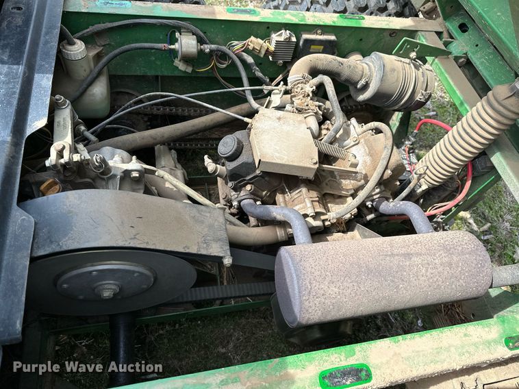 image for item LR9567 2002 John Deere 6X4 Gator  utility vehicle