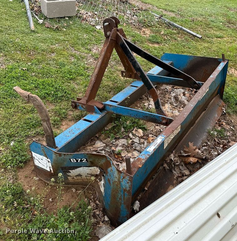 image for item LR9585 Rhino B72  box blade