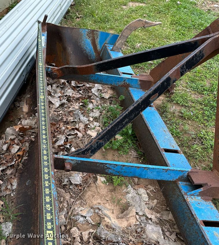 image for item LR9585 Rhino B72  box blade