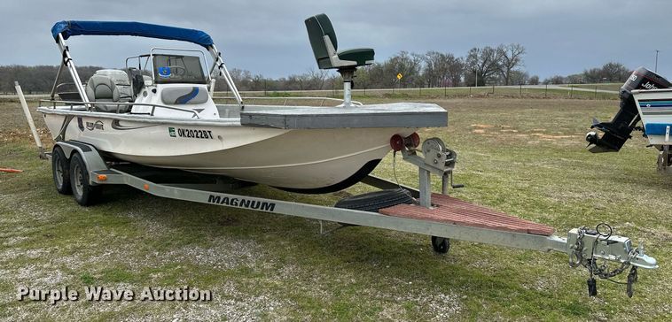 image for item LR9591 2010 Blue Wave 220 Classic  boat