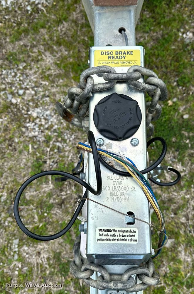 image for item LR9591 2010 Blue Wave 220 Classic  boat