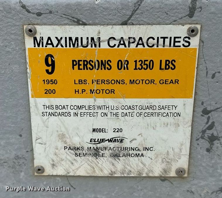 image for item LR9591 2010 Blue Wave 220 Classic  boat