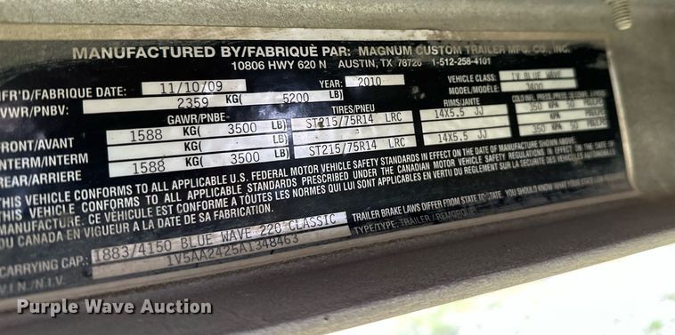 image for item LR9591 2010 Blue Wave 220 Classic  boat