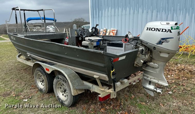 image for item LR9592 2006 Voyager 1885 Jon  boat