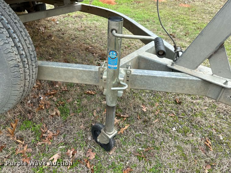 image for item LR9592 2006 Voyager 1885 Jon  boat