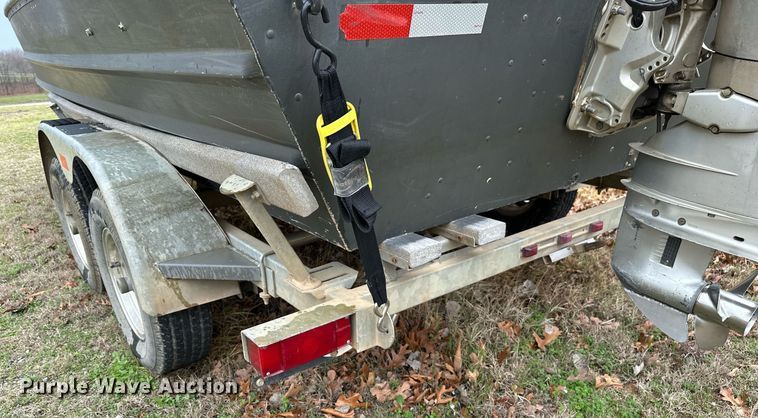 image for item LR9592 2006 Voyager 1885 Jon  boat