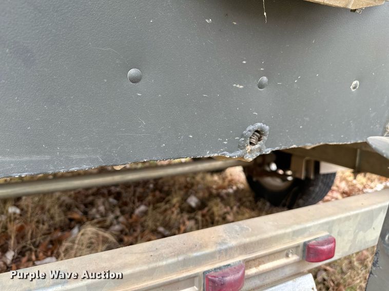 image for item LR9592 2006 Voyager 1885 Jon  boat