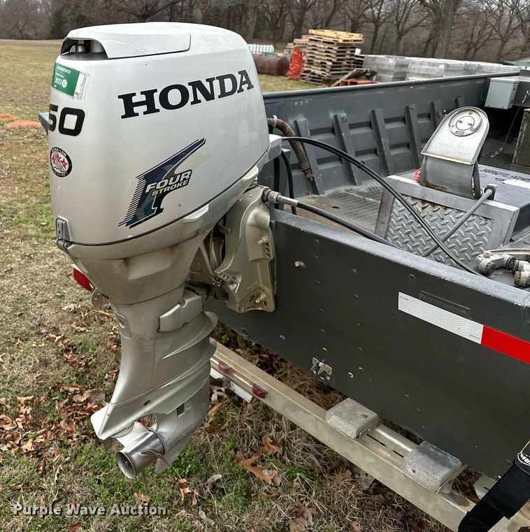 image for item LR9592 2006 Voyager 1885 Jon  boat