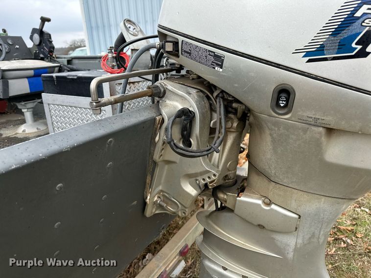 image for item LR9592 2006 Voyager 1885 Jon  boat