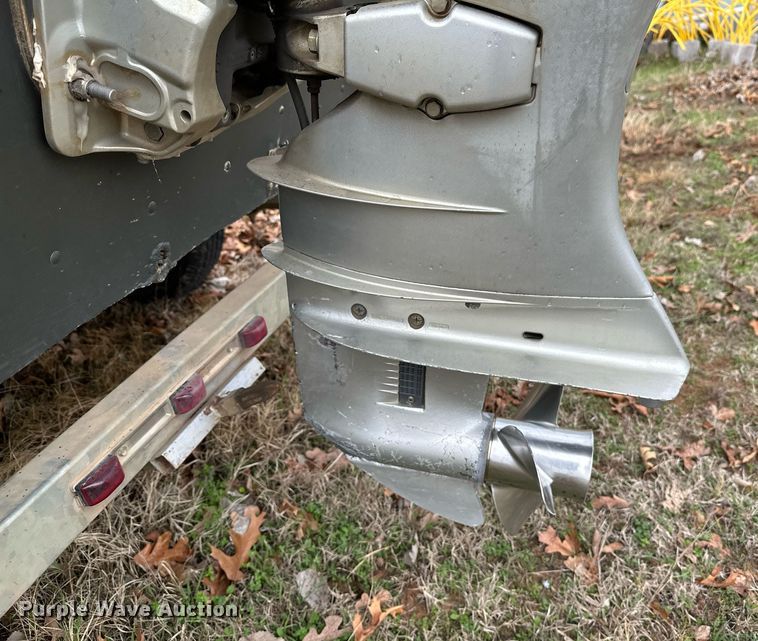 image for item LR9592 2006 Voyager 1885 Jon  boat