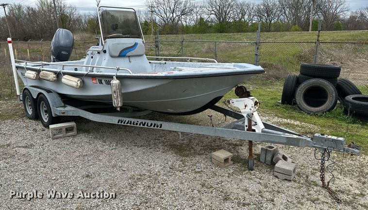 image for item LR9607 2005 Blue Wave 190 Classic boat