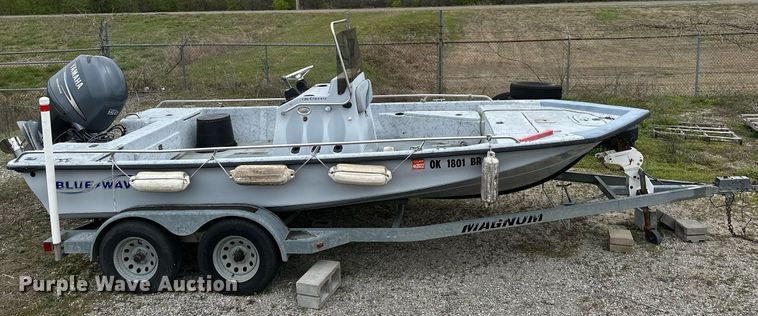 image for item LR9607 2005 Blue Wave 190 Classic boat