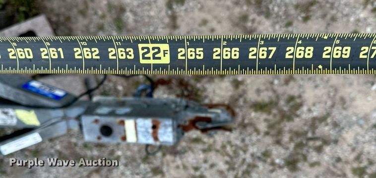 image for item LR9607 2005 Blue Wave 190 Classic boat