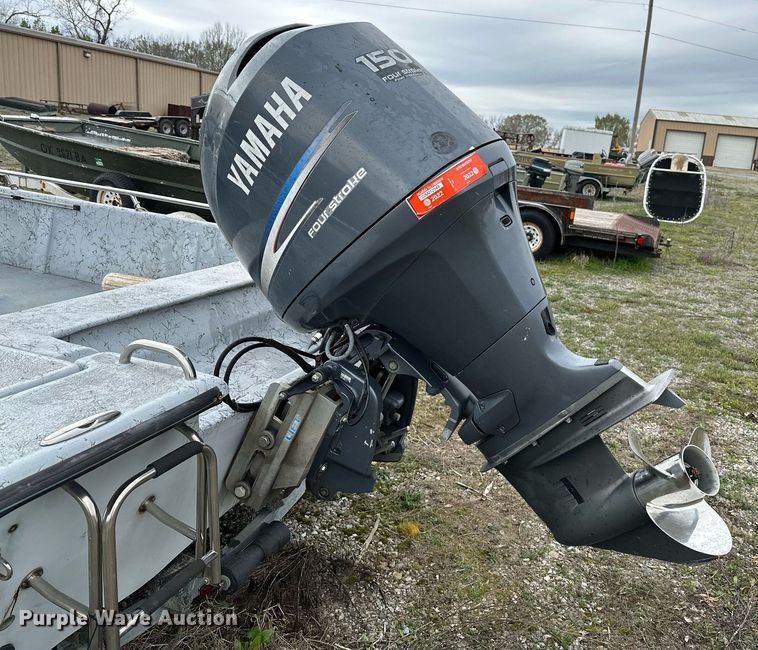 image for item LR9607 2005 Blue Wave 190 Classic boat
