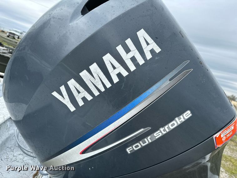 image for item LR9607 2005 Blue Wave 190 Classic boat