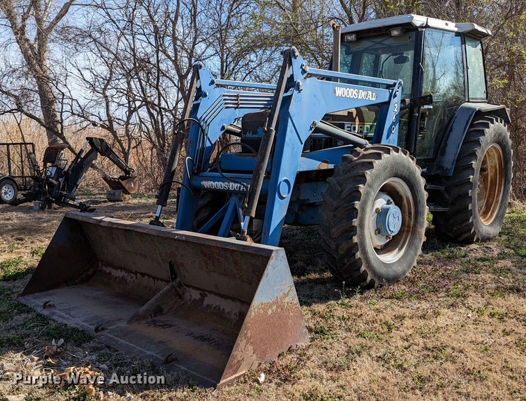 image for item MN9791 1994 Ford 8240  MFWD tractor