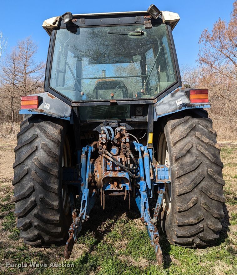 image for item MN9791 1994 Ford 8240  MFWD tractor