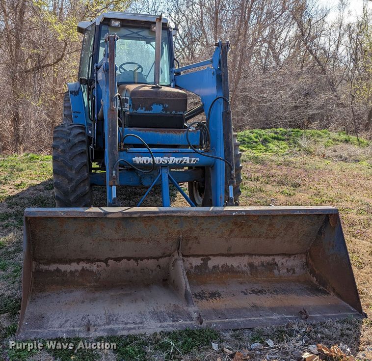 image for item MN9791 1994 Ford 8240  MFWD tractor