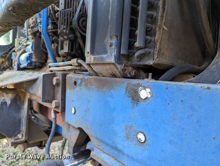 image for item MN9791 1994 Ford 8240  MFWD tractor