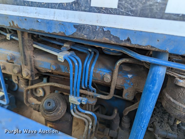 image for item MN9791 1994 Ford 8240  MFWD tractor