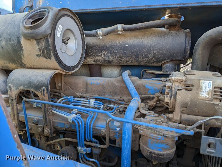 image for item MN9791 1994 Ford 8240  MFWD tractor