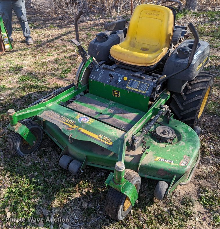image for item MN9795 John Deere M665  ZTR lawn mower