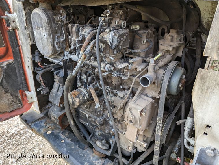 image for item MN9798 2013 Bobcat T750  tracked skid steer loader