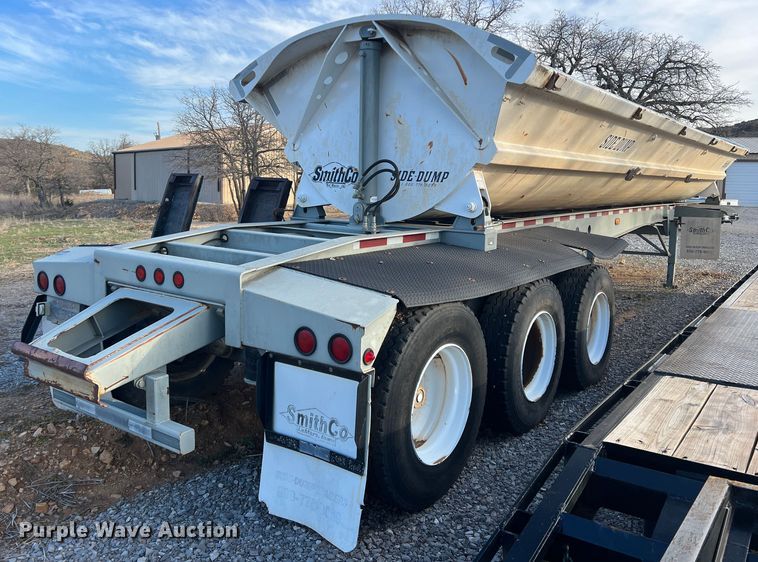 image for item MQ9841 2009 Smith Co S3-42-34  side dump trailer
