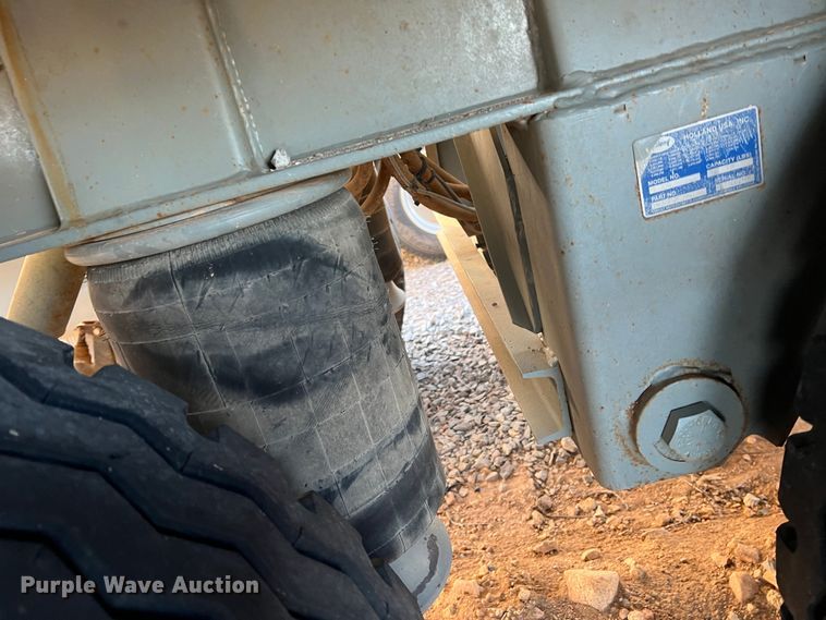 image for item MQ9841 2009 Smith Co S3-42-34  side dump trailer